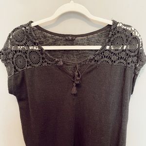 Aeropostale black lace tee